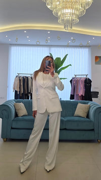 Tailleur Pure Elegance – Set 3 Pezzi